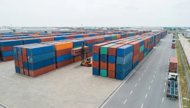 Container yard management system dashboard showing gate operations and container tracking